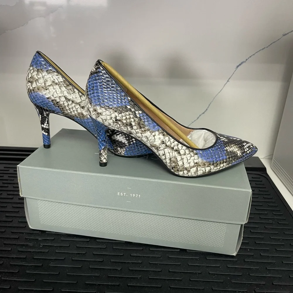 ROCKPORT 75mm Total Motion Women’s Pump Sz 6M CH6723 Blue Black Grey Snake - Picture 5 of 11